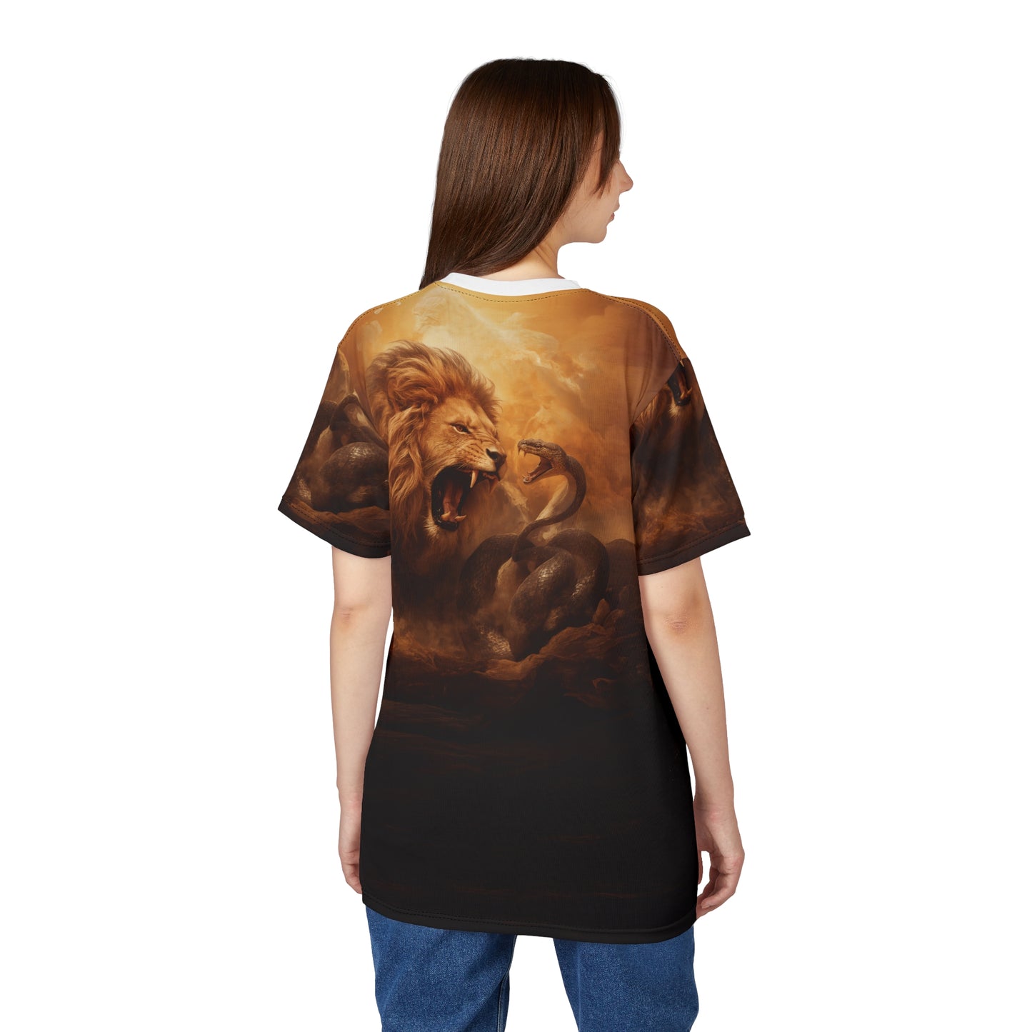🦁 Clash of Kings – Lion vs Serpent T-Shirt