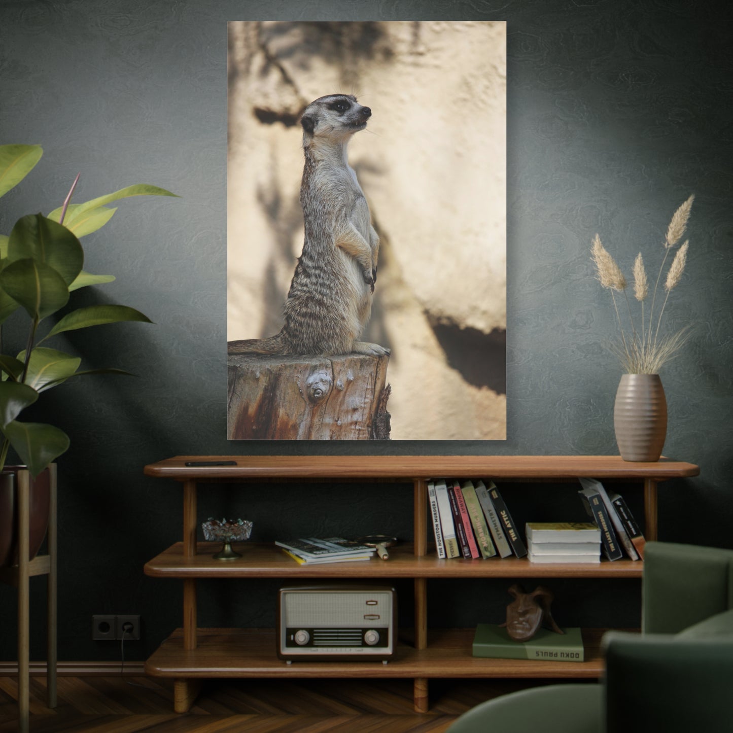 Charming Meerkat – A Striking Portrait of Nature’s Watchful Guardian