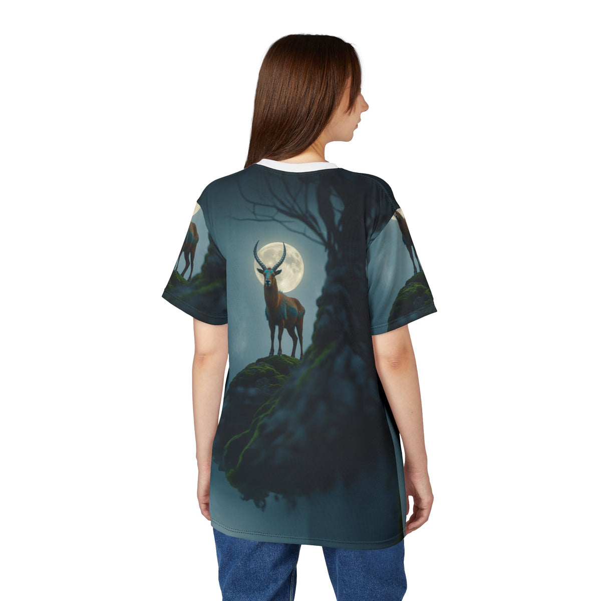 Moonlit Wanderer Saola - ART OF ROYALS