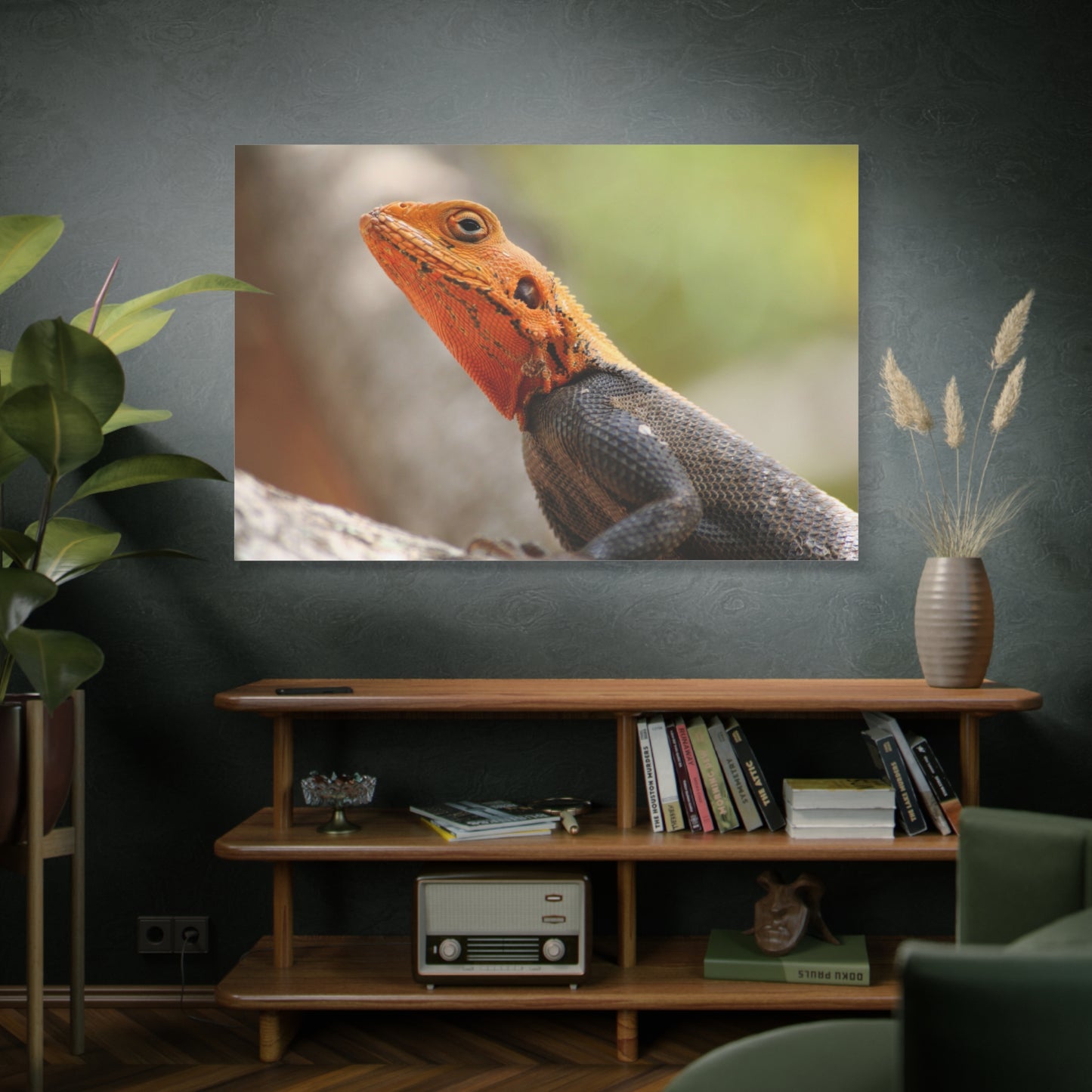 Golden-Hued Lizard Canvas Wall Art – Exotic Wildlife Print for Nature-Inspired Home Decor