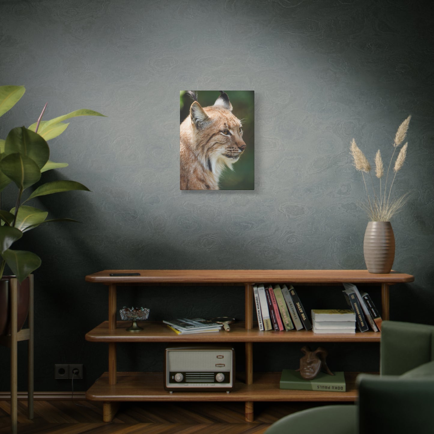 Majestic Lynx Canvas Wall Art– Masterpiece for Nature Lovers