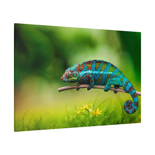 Serene Chameleon Canvas Wall Art – Exotic Wildlife Print for Nature-Inspired Home Decor