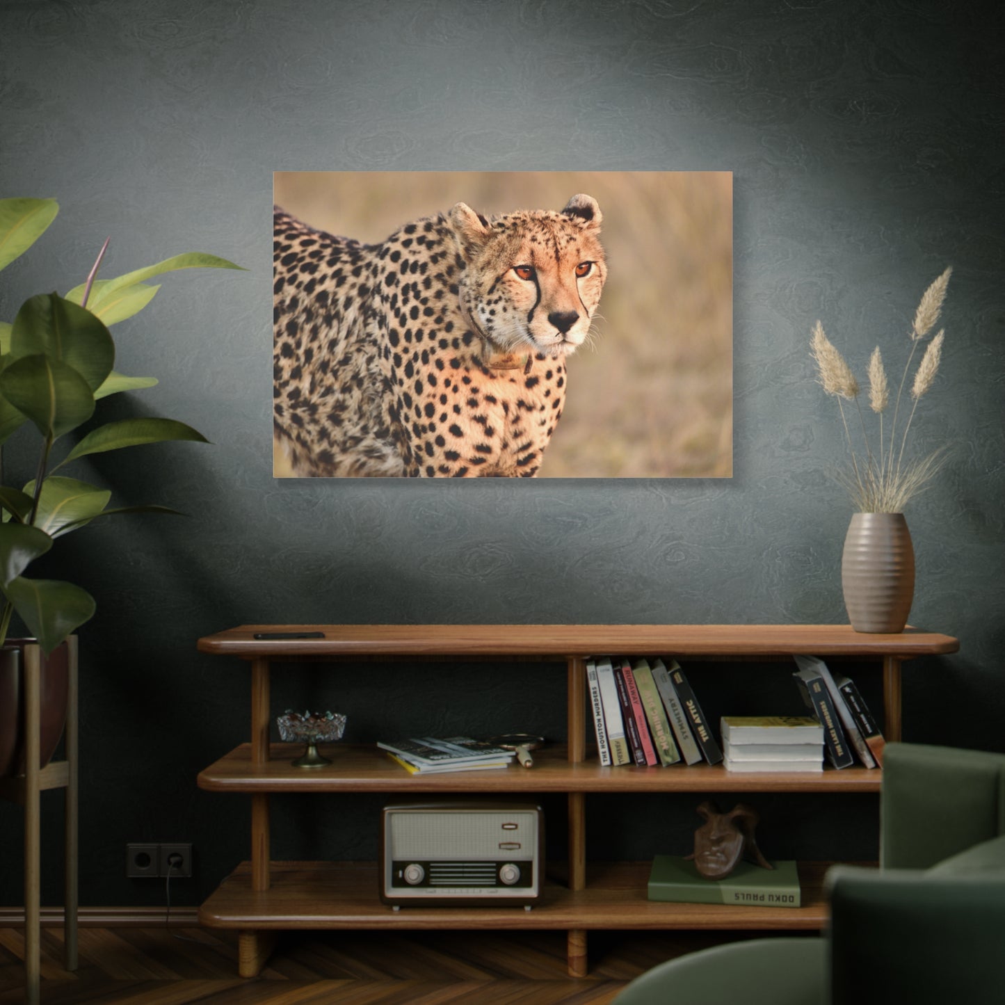 Cheetah Canvas Wall Art – Elegance of the Swift Predator