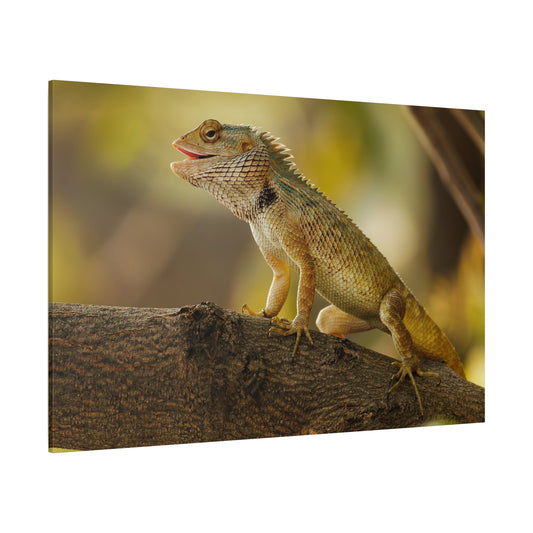 Garden Lizard Canvas Wall Art – Nature’s Serenity on Display