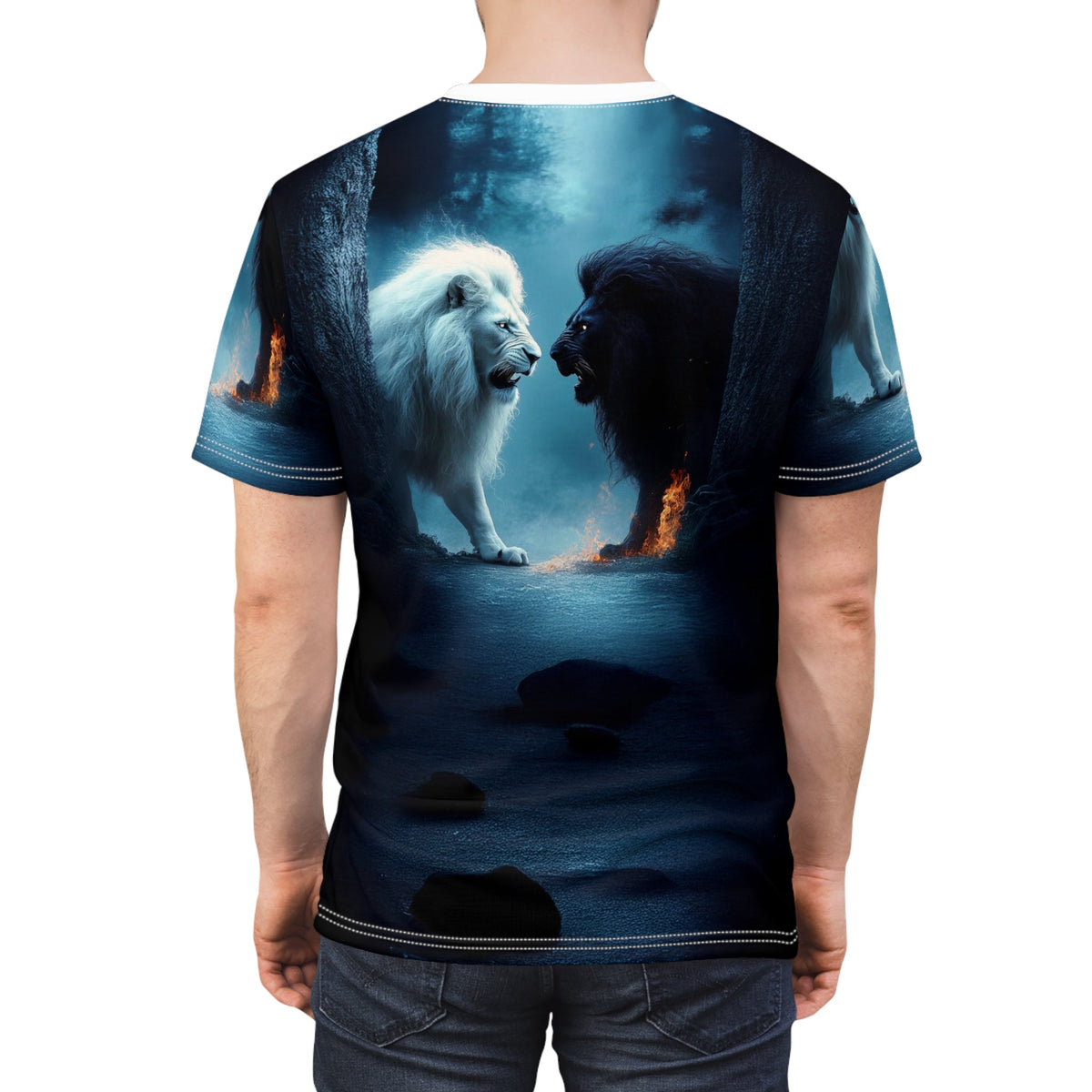 Battle of Legends – White vs. Black Lion T-Shirt - ART OF ROYALS