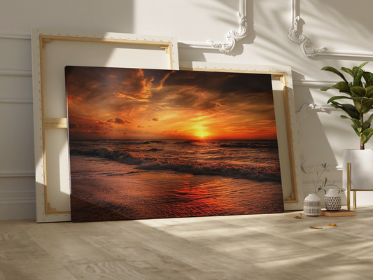 Tranquil Sunset Over Ocean Waves – Serene Beachscape