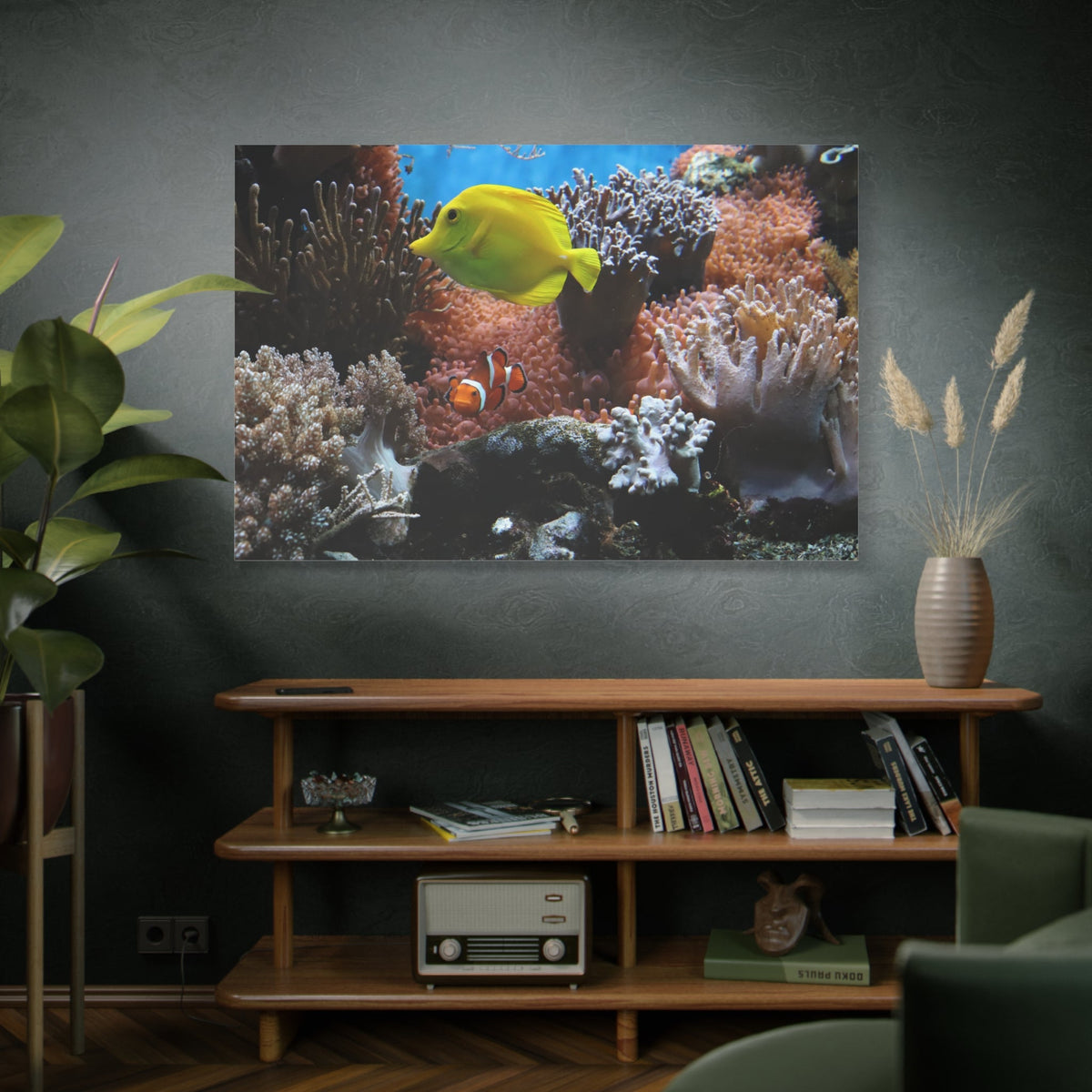 Clown Anemonefish Canvas Wall Art – Vibrant Underwater Beauty - ART OF ROYALS