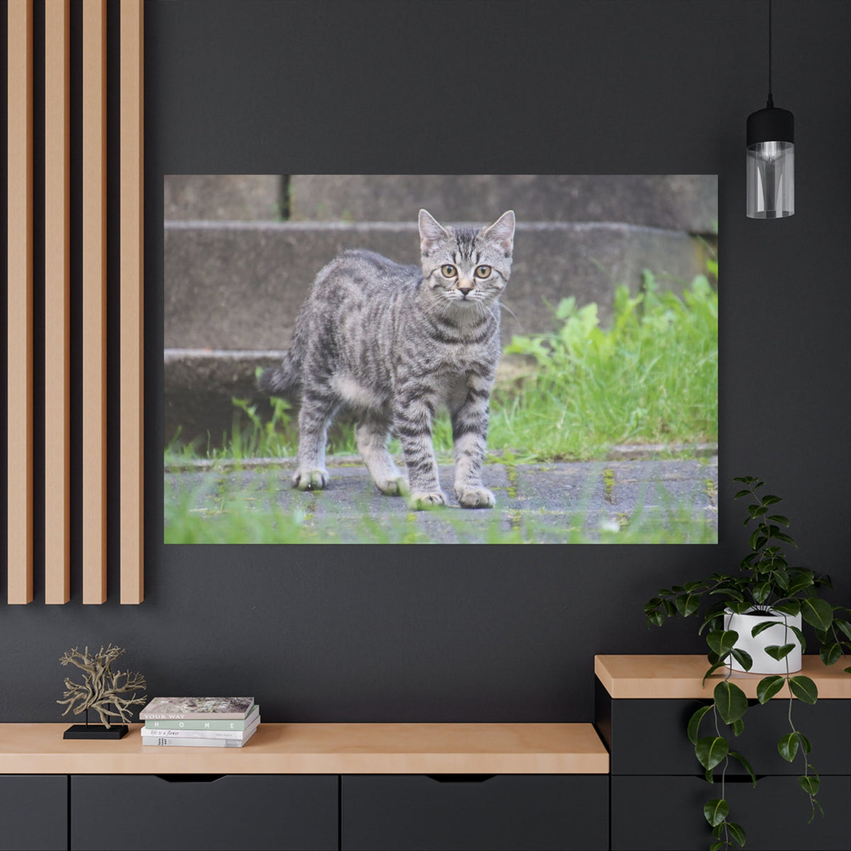 Graceful Cat Canvas Wall Art – Elegant Feline Portrait - ART OF ROYALS