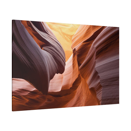 Majestic Antelope Canyon – A Natural Sandstone Wonder - ART OF ROYALS