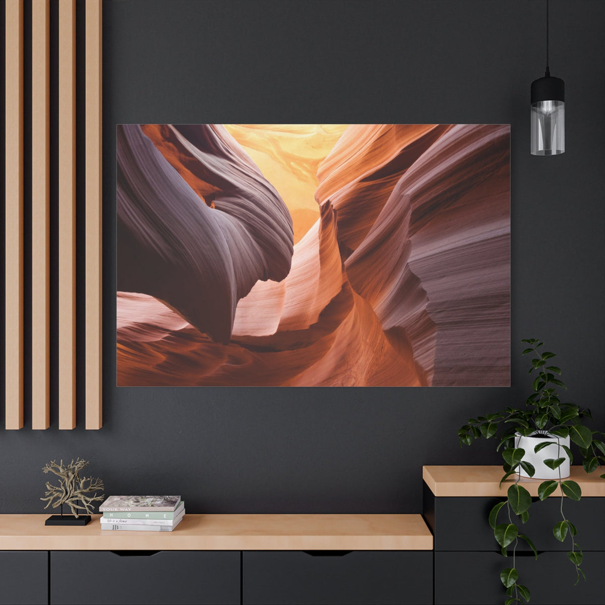 Majestic Antelope Canyon – A Natural Sandstone Wonder - ART OF ROYALS