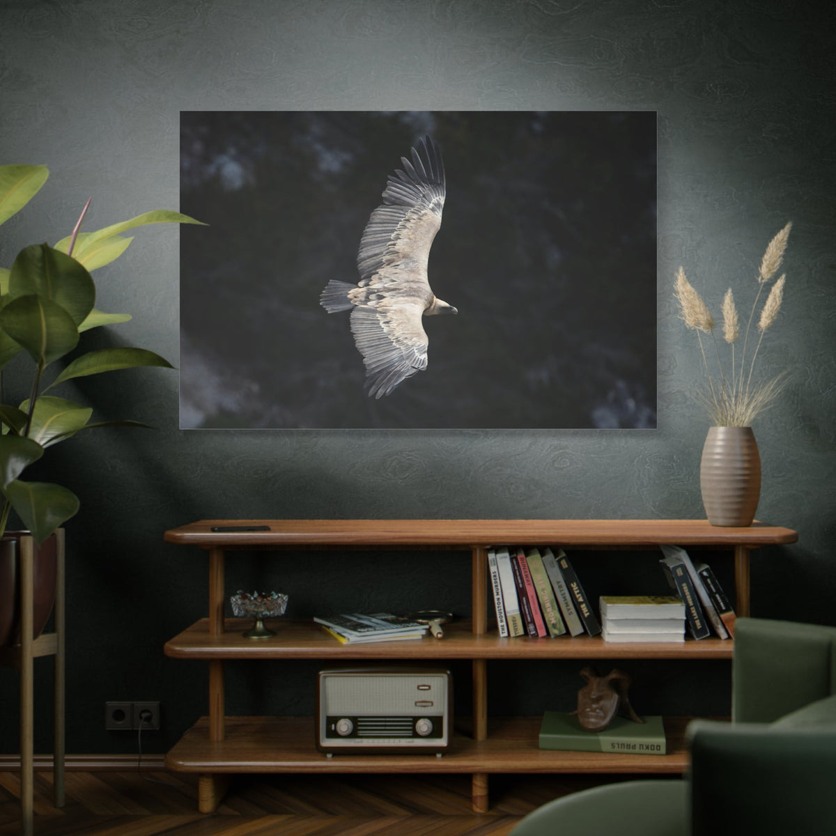 Majestic Vulture Canvas Wall Art – Luxury Birds of Prey Wildlife Canvas Print - ART OF ROYALS