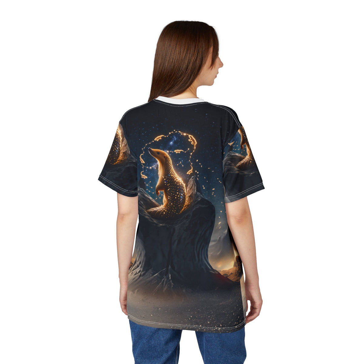 Moonlit Guardian Pangolin - ART OF ROYALS