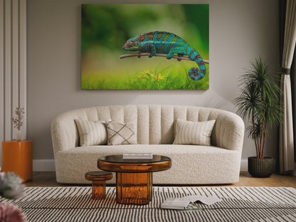 Serene Chameleon Canvas Wall Art – Exotic Wildlife Print for Nature-Inspired Home Decor