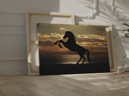 Majestic Horse Sunset Silhouette Canvas Wall Art – Grace and Strength of the Wild