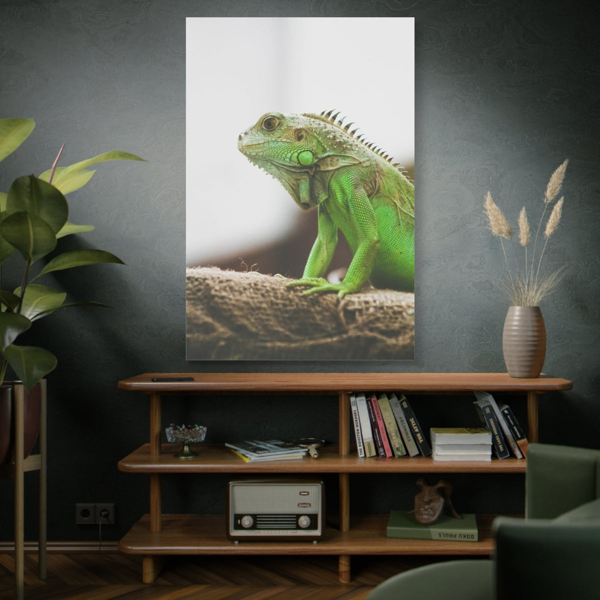 Regal Iguana Canvas Wall Art – Exotic Reptile Wildlife Print for Nature-Inspired Interiors - ART OF ROYALS