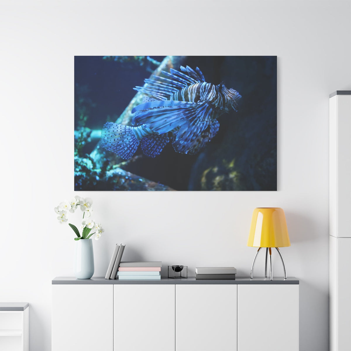 Regal Lionfish Canvas Wall Art – Stunning Underwater Design - ART OF ROYALS