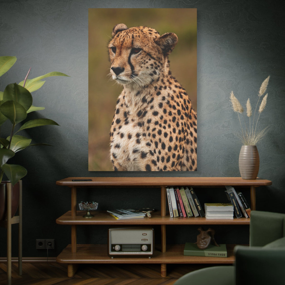 Savanna's Grace: Majestic Cheetah Canvas Wall Art - ART OF ROYALS