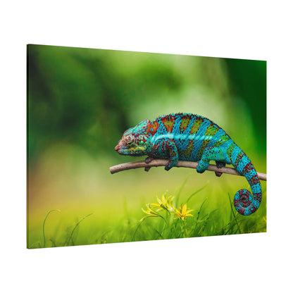 Serene Chameleon Canvas Wall Art – Luxury Exotic Reptile Wildlife Canvas Print for Nature-Inspired Interiors - ART OF ROYALS