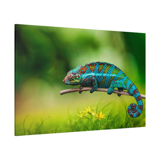 Serene Chameleon Canvas Wall Art – Luxury Exotic Reptile Wildlife Canvas Print for Nature-Inspired Interiors - ART OF ROYALS